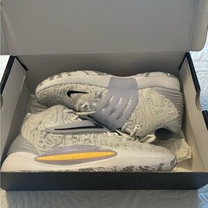 ‼️‼️ SOLD‼️ Durant XIV - Size 10